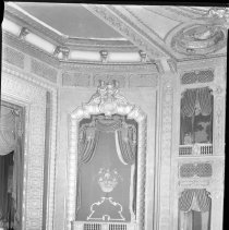 WI-Milwaukee-Garfield Right Organ Grille Across Auditorium